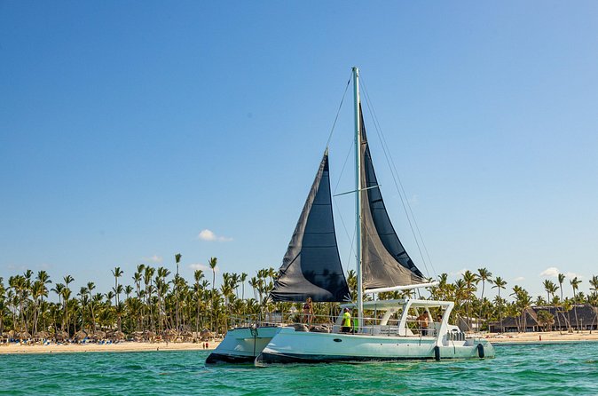 Private Catamaran + Private Parasailing - up to 20 passengers - Drinks, music, and the mood aboard