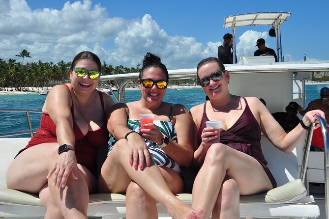 Private Family Boat at Punta Cana - The natural pool at Playa Bávaro