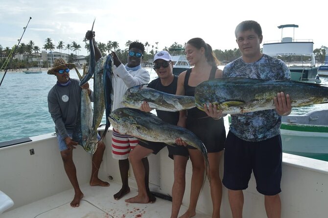 Private Fishing charter Punta Cana (Alondra) - From your hotel to Jellyfish Beach