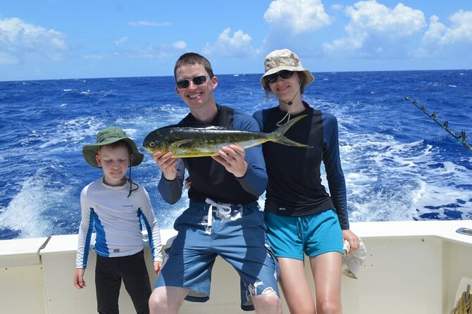 Private Fishing Charter Punta Cana (Orion) - A short break for swimming and recovery