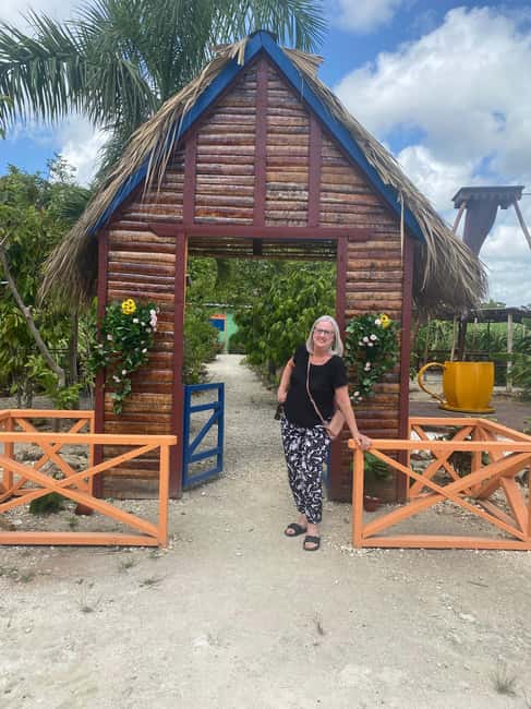 Private Half Day Tour in Punta Cana-Higüey with Local Guide - Seeing Higüey beyond the resort road