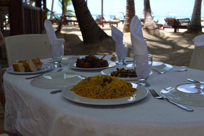 Private Isla Saona Boat Tour – Snorkeling Premium Drinks & Buffet - Is $1,295 a fair price?