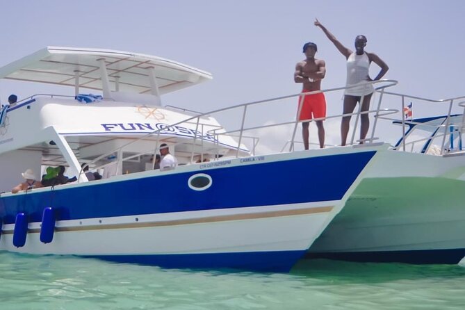 Private Luxury Charter Punta Cana Bavaro - A strong choice for birthdays and anniversaries