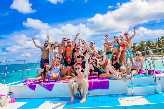Private Luxury Party Boat with Slide - What the $1,080 group price really means