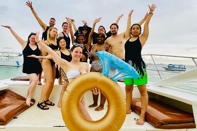 Private Party Boat with Snorkeling in Playa Bibijagua - Snorkeling with equipment included