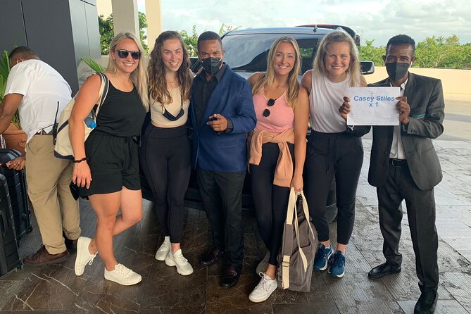 Private Punta Cana Airport Transfer to/from Hotels in Punta Cana - A named pickup beats the airport taxi scramble