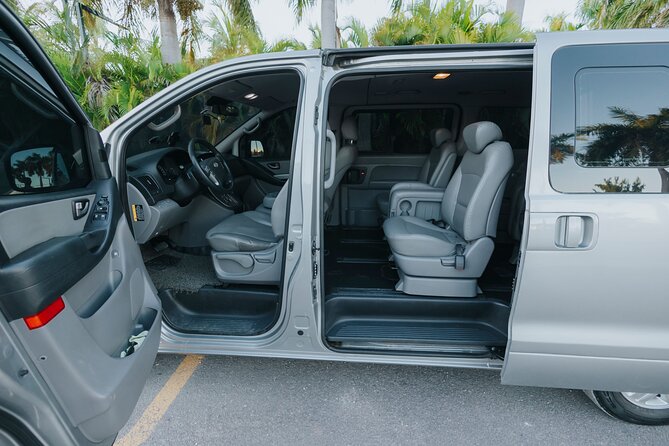 Private Punta Cana Airport Transfers from/to the Hotel 1 ó 2 way - A closer look at the airport-to-hotel route