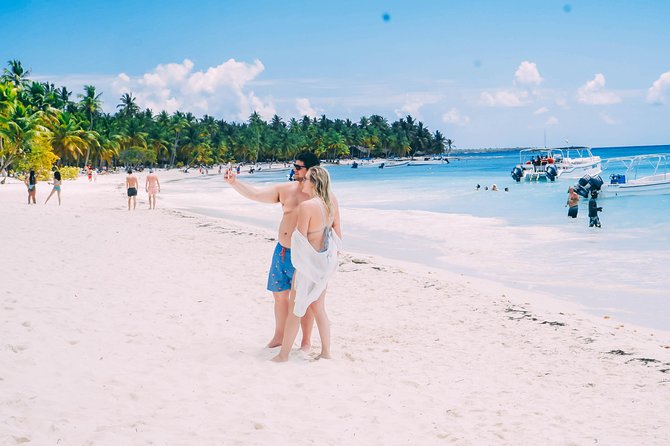 Private Saona Island Excursion - Reaching Saona by private speedboat
