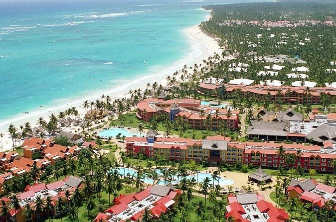 Private Transfer between Punta Cana Airport and Caribe Deluxe Princess - The 29-minute trip to Caribe Deluxe Princess