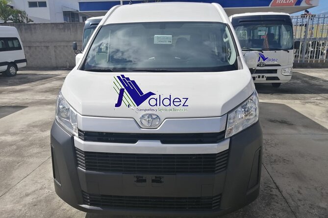 Private Transfer From or to Punta Cana Airport to hotels in Bávaro - The 15 to 25 minute ride to Bávaro