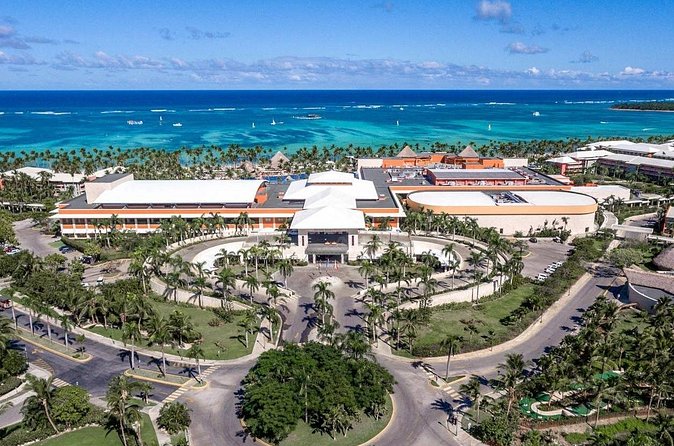 Private Transfer Punta Cana Airport to/from Barcelo Bavaro Palace - The $40 price and what you receive