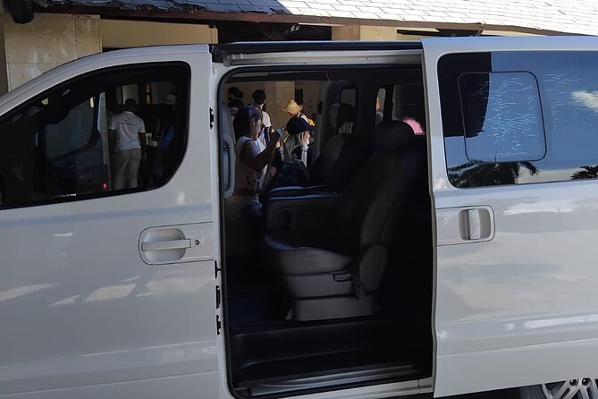 Private Transfer Punta Cana Airport to/from Bávaro hotels & zones - Price and value for one or two people