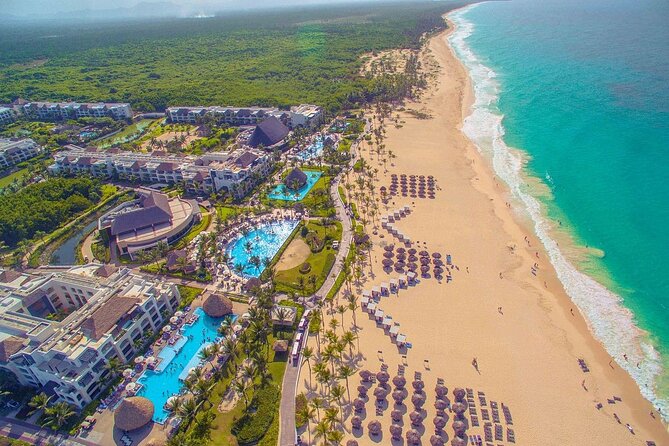 Private Transfer Punta Cana Airport to/from Hard Rock Punta Cana - The 25-minute ride to Hard Rock Punta Cana