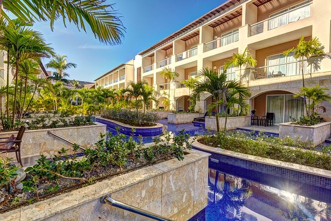 Private Transfer Punta Cana Airport to/from Hideaway by Royalton - From Punta Cana Airport to Hideaway by Royalton