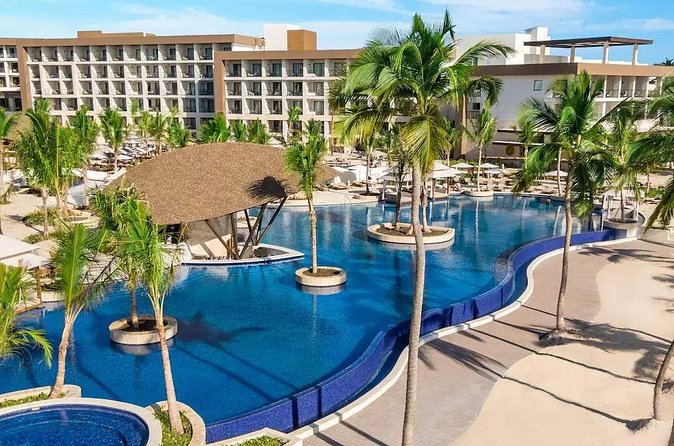 Private Transfer Punta Cana Airport to/from Hyatt Ziva - Returning from the Hyatt Ziva lobby