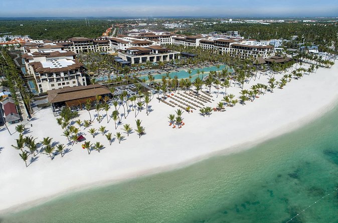 Private Transfer Punta Cana Airport to/from Lopesan Costa Bavaro - Communication with Julio and the drivers