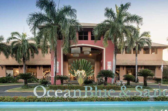 Private Transfer Punta Cana Airport to from Ocean Blue and Sand - What happens at Punta Cana Airport