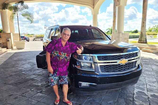 Private Transfer VIP Suburban Punta Cana Airport from/to Hotels - Timing, flight changes, and cancellation rules