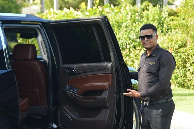 Private Transfer VIP Suburban Punta Cana Airport from/to Hotels - Inside the SUV with Jose Luis, Cuevas, or Alexander