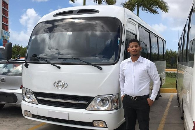 Private Transfers in PUNTA CANA AIRPORT - What the $17 group price really buys