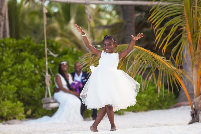 Professional photoshoot in Punta Cana and DR - Book now! - Clothing choices that work well by the water
