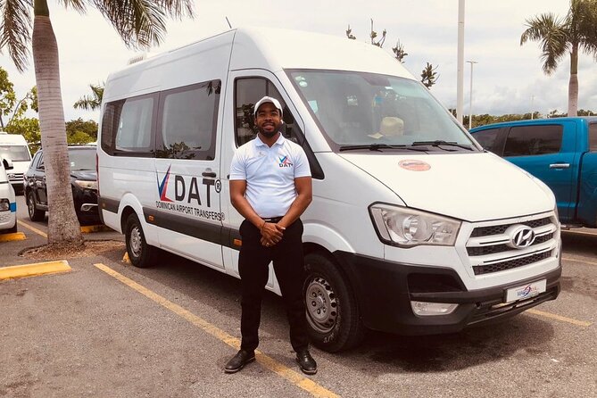 Punta Cana Airport to DREAMS FLORA RESORT in PUNTA CANA R/T - Meeting your driver outside Punta Cana Airport