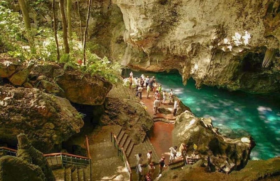 Punta Cana: All Inclusive Santo Domingo Full-Day City Tour - The long road from Punta Cana to the capital
