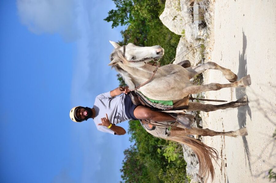 Punta Cana: Bávaro Adventure Park Horse Riding & Waterfalls - Guides, languages, and the pace of the day