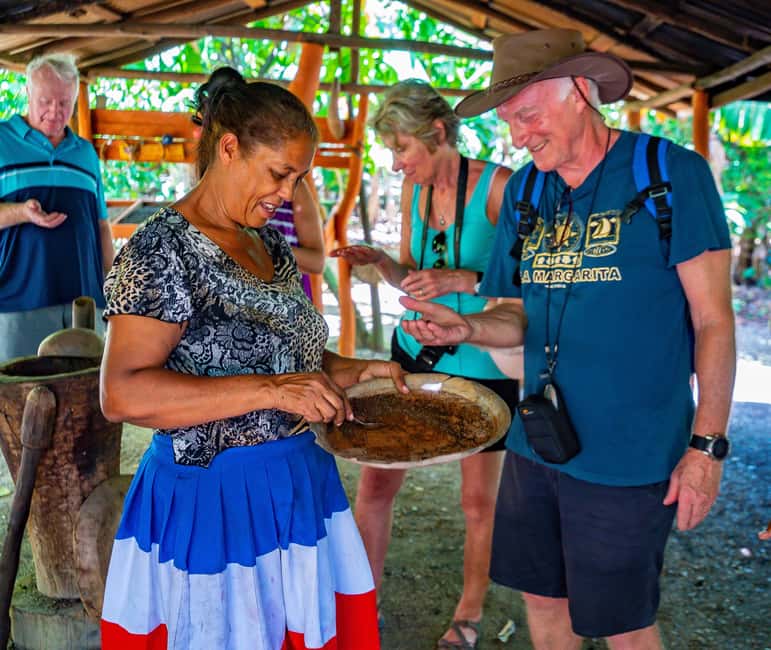 Punta Cana: Bavaro Runners Safari Tour - A horseback ride through the countryside