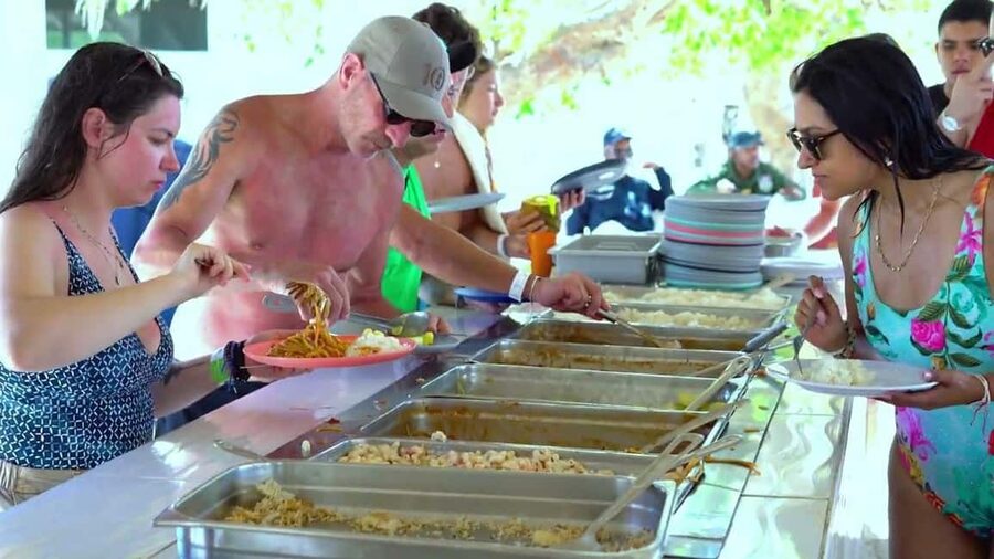 Punta Cana: Catalina Island Snorkeling Trip with Lunch - Practical preparation for the eight-hour outing