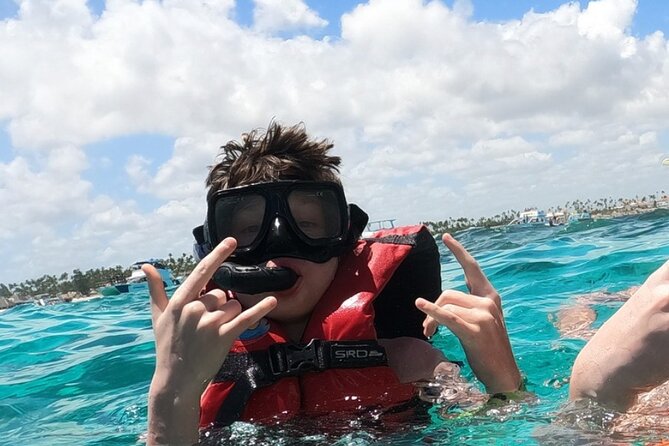 Punta Cana: Catamaran Tour, Reef Snorkeling and Unlimited Drinks! - How the $69 price measures up