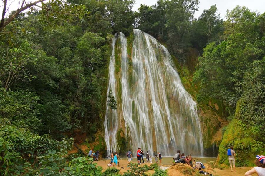 Punta Cana: Cayo Levantado & El Limon Waterfall Tour - Key points at a glance