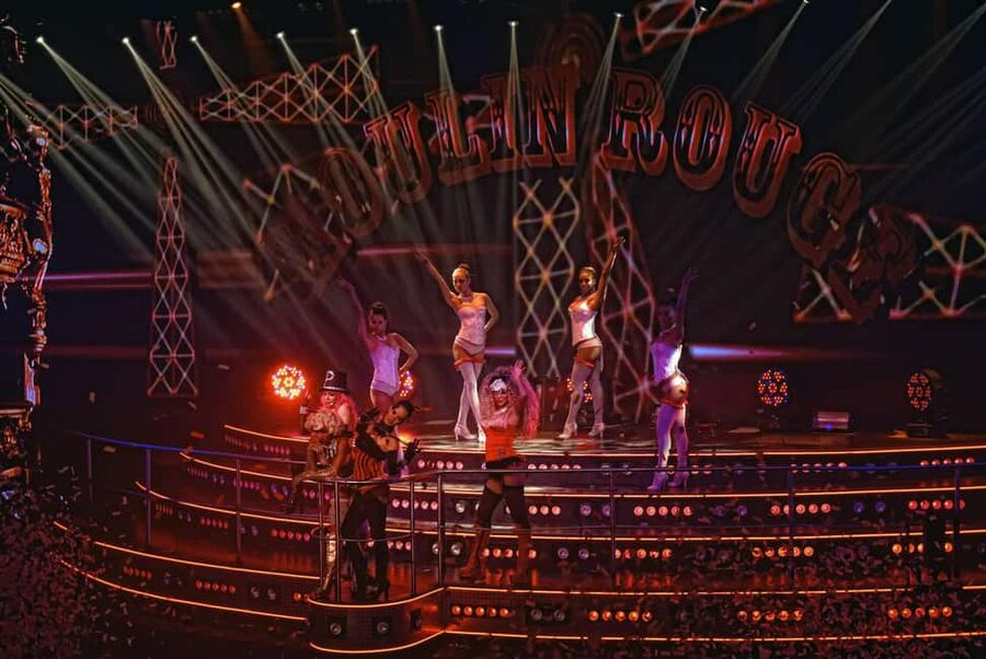 Punta Cana: CocoBongo Entry with Entertainment and Open Bar - The best and weakest parts of the entertainment