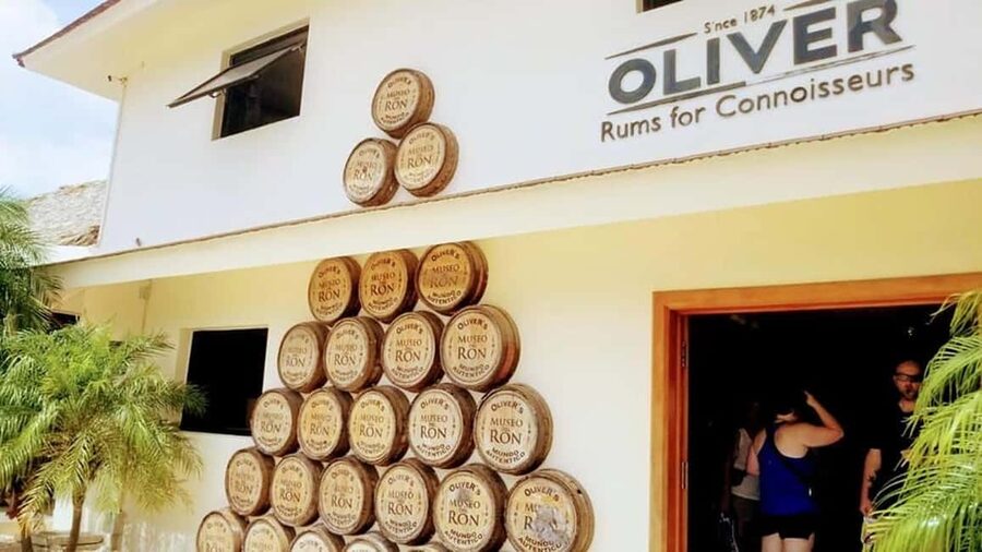 Punta Cana: Don Lucas Cigar Factory & Rum Tour with Pickup - Dominican coffee, with a useful shopping stop