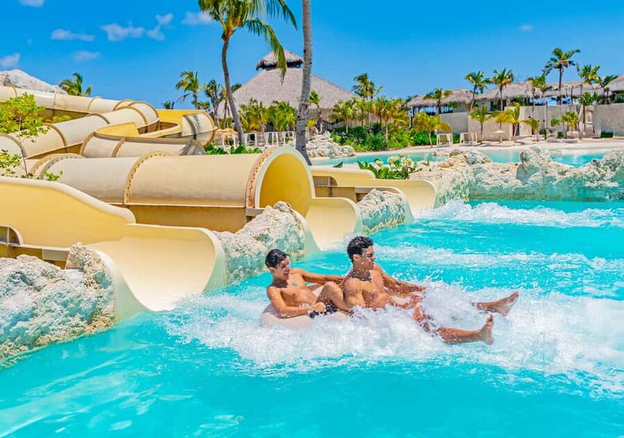 Punta Cana: El Dorado Water Park Entry with Hotel Transfers - The lazy river and wave pool