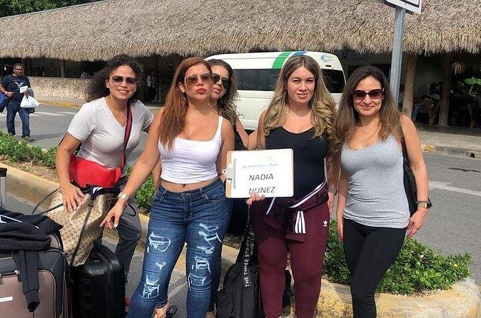 Punta Cana: Exclusive Luxury Transfer Airport to Your Hotel - Meeting Justo, Miguel, or another local driver