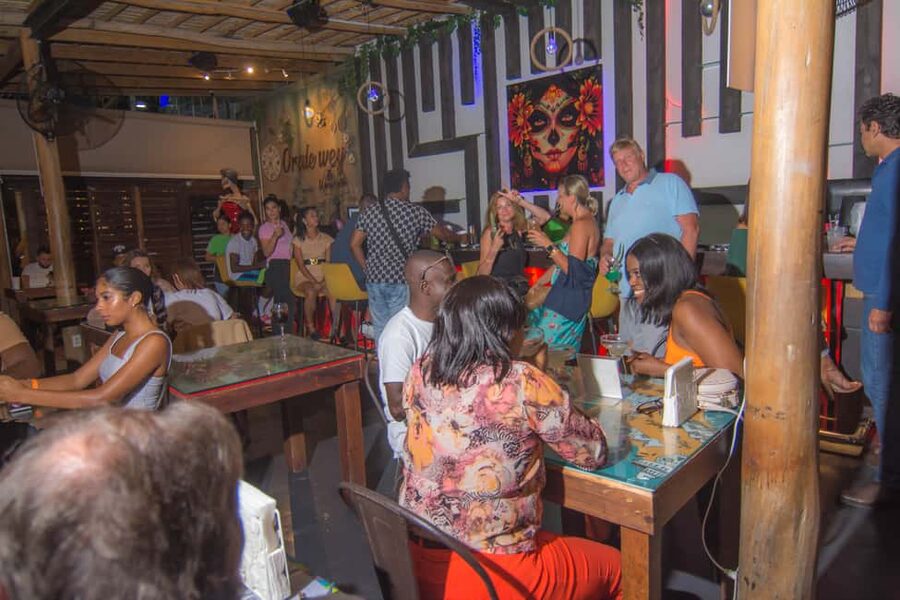 Punta Cana: Guided Bar Crawl with a Rum Shot and Transfers - Stop one: Our Republic Bar in Los Corales