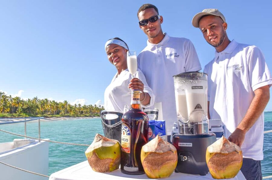 Punta Cana: Marinarium Snorkeling Cruise - Dancing or sun on the return trip