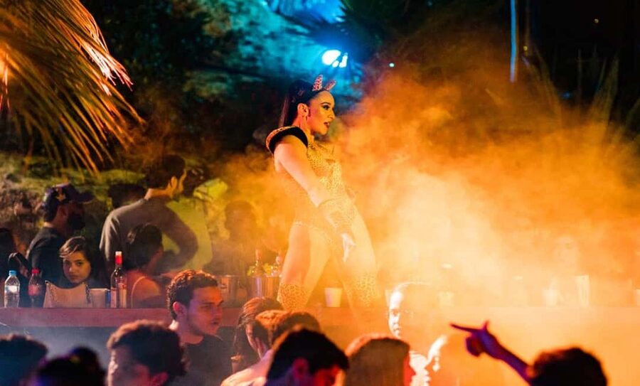 Punta Cana: Maroca Club Open Bar (Entry, Drinks & Transfers) - Key points to know before booking