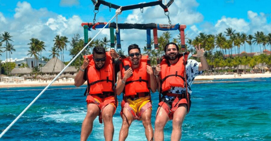 Punta Cana: Parasaling Adventure on the beach - Languages, meeting details, and practical planning
