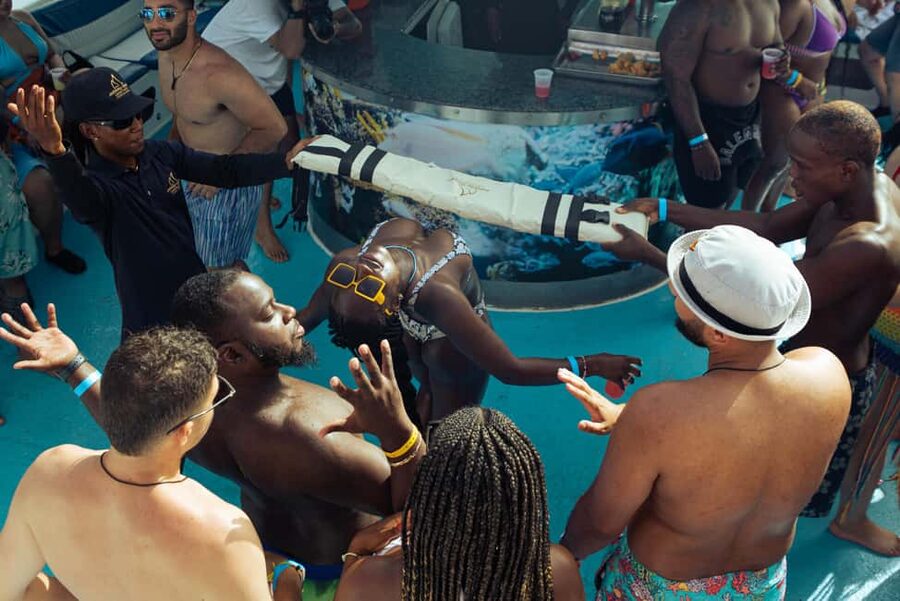 Punta Cana Party Boat (Adults only) - A floating party with a clear Punta Cana rhythm