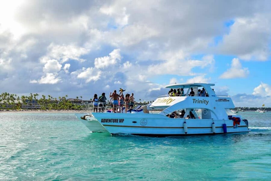 Punta Cana Party Boat (Adults only) - What the four-hour schedule really means