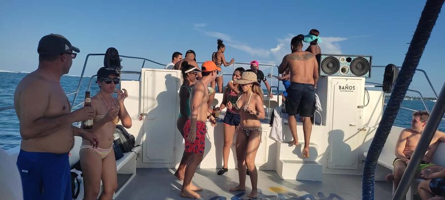 Punta Cana: Party Boat and Snorkeling Adventure - Thirty minutes over Punta Cana’s coral reefs
