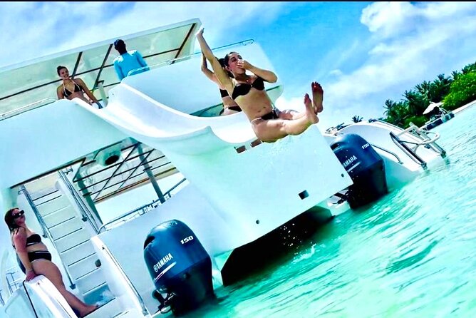 Punta Cana Party Booze Cruise, open bar, snorkeling Only Adult - The wild beach stop and sandbar pool