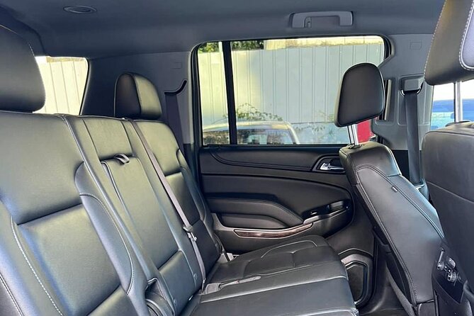 Punta Cana: Private Airport Transfer To Hotel One Wey - Meeting your driver after landing