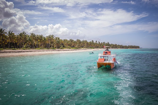 Punta Cana Private Catamaran Cruise with Drinks and Light Snacks - The natural pool and floating bar