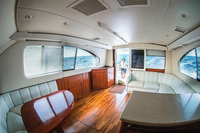 Punta Cana Private Fishing Charter boat Fortuna 42' - Rough seas and the real risk of seasickness