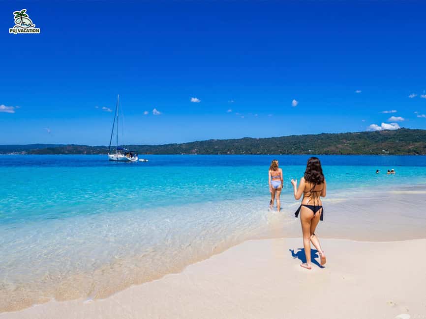 Punta Cana: Samana safari between waterfalls and beaches - El Limón Waterfall by horse or on foot