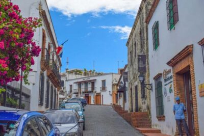 Santo Domingo Day Trip with Tickets and Lunch
