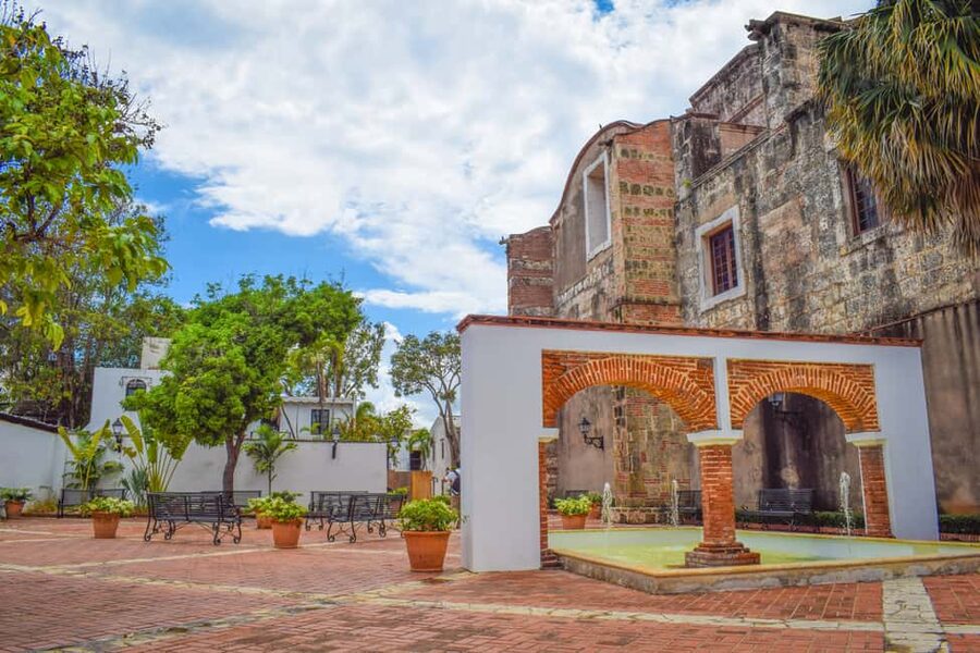 Punta Cana: Santo Domingo Day Trip with Tickets and Lunch - Who will enjoy this excursion most